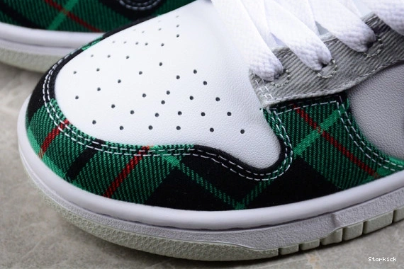 Nike DV0827-100 Plaid Dunk Low Tartan 0817